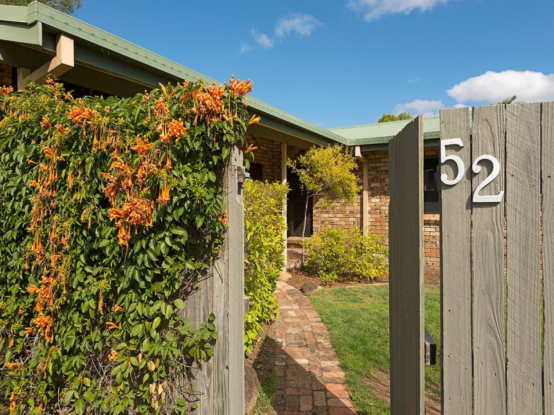 52 Montanus Drive, Bellbowrie QLD 4070
