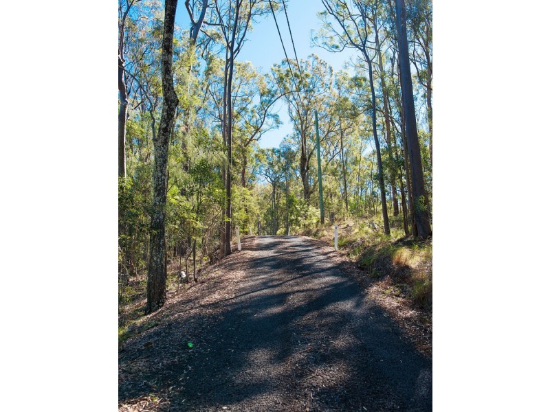 880 Grandview Road, Upper Brookfield QLD 4069