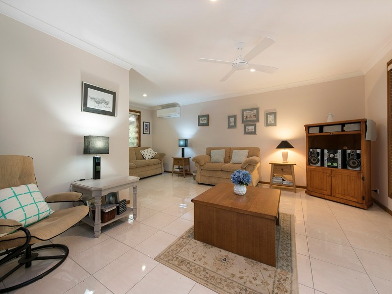 7 Kanooka Street, Bellbowrie QLD 4070