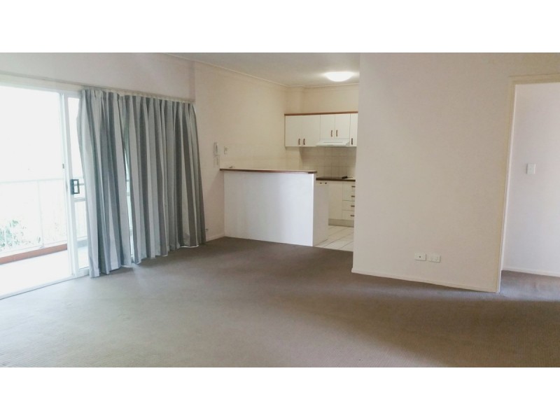 8/86 Musgrave Road, Indooroopilly QLD 4068