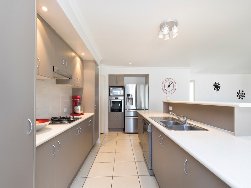 3 Sheridan Close, Moggill QLD 4070