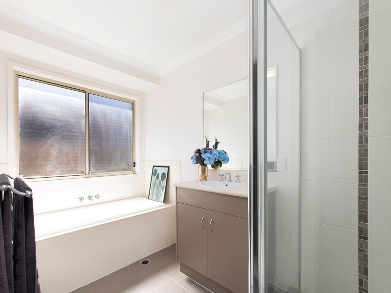 3 Sheridan Close, Moggill QLD 4070