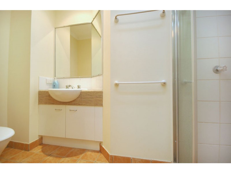 14/27 Campbell Street, Toowong QLD 4066