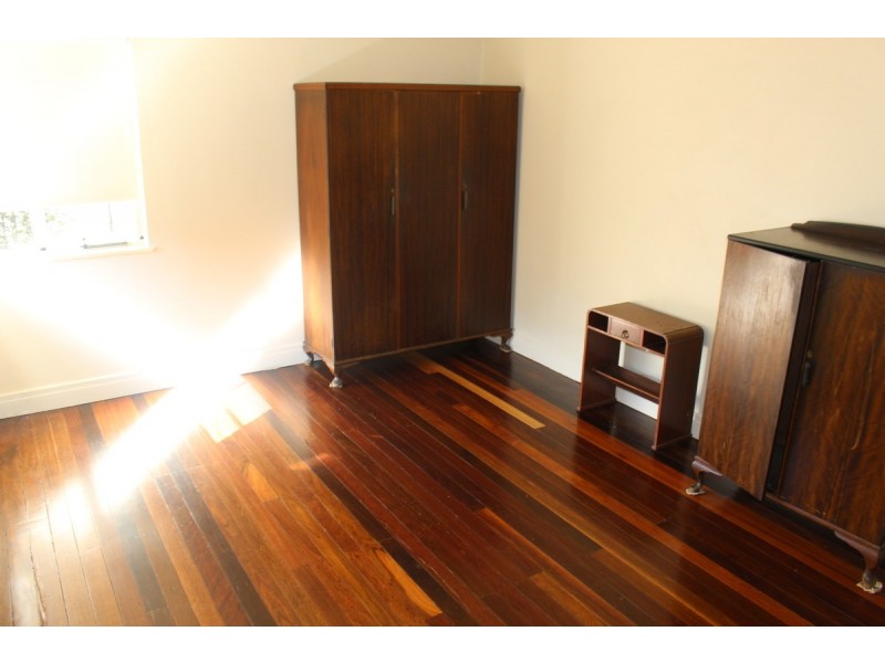 139 The Esplanade, St Lucia QLD 4067