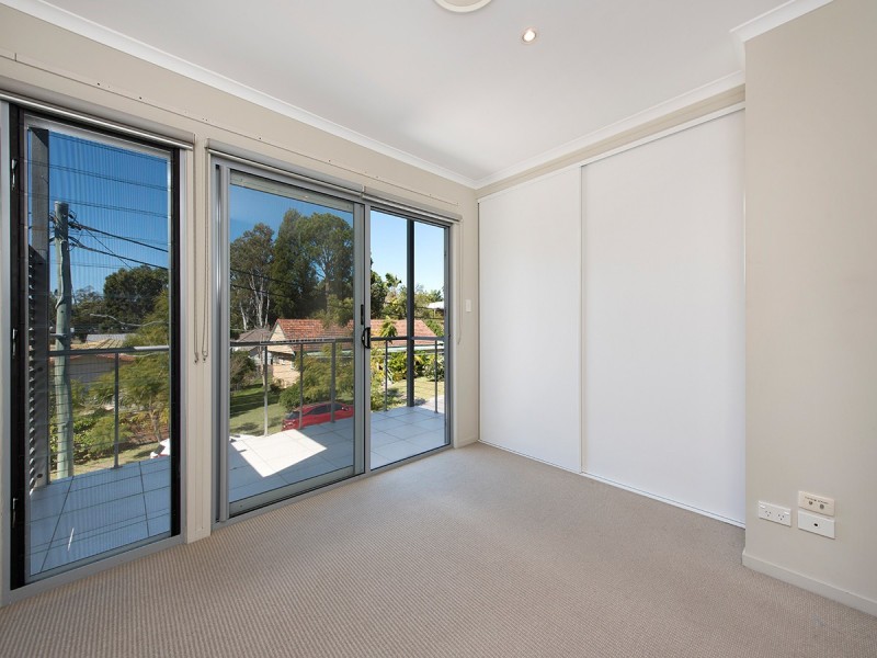 4/1 Sovereign Street, Indooroopilly QLD 4068