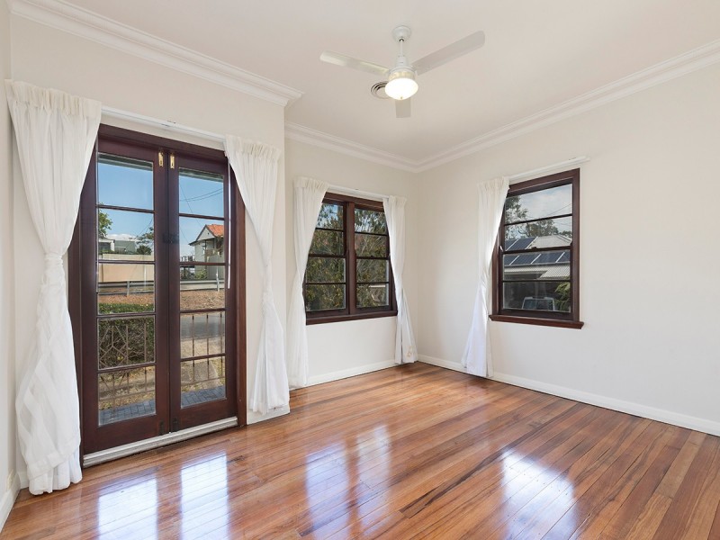 170 Hawken Drive, St Lucia QLD 4067