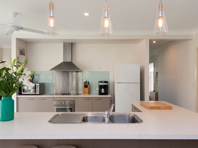 15 Stanaway Place, Bellbowrie QLD 4070