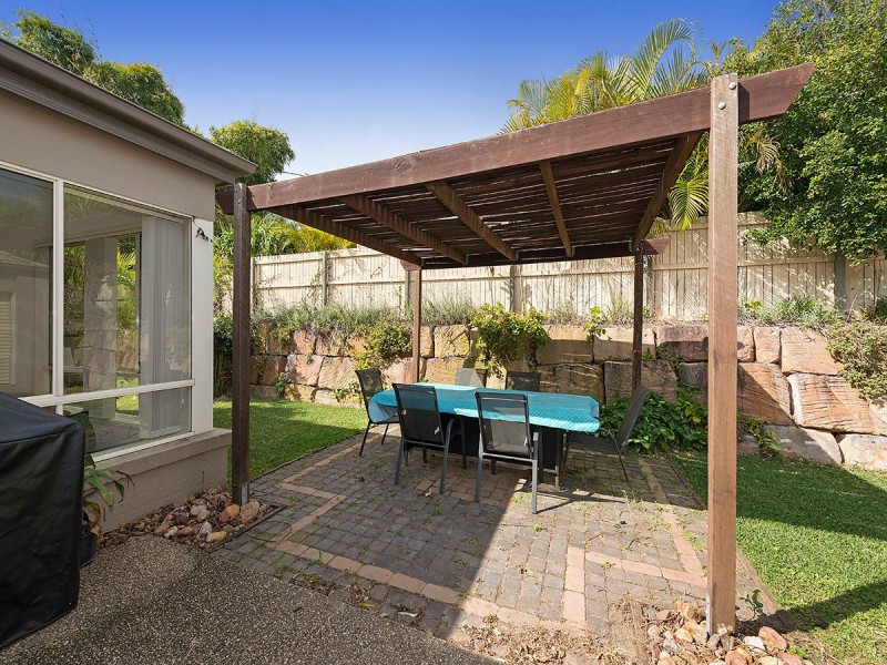 15 Stanaway Place, Bellbowrie QLD 4070