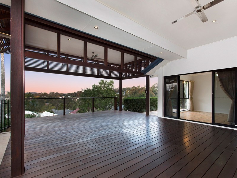 56 Beaufort Crescent, Moggill QLD 4070