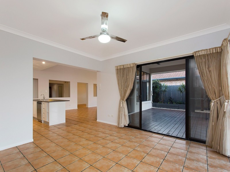 56 Beaufort Crescent, Moggill QLD 4070