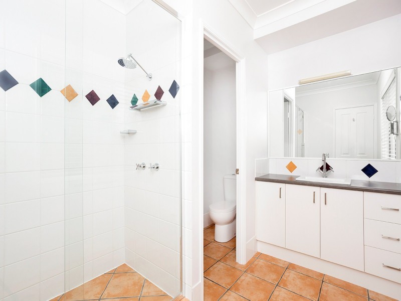 56 Beaufort Crescent, Moggill QLD 4070