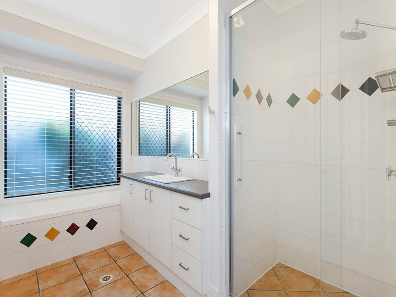 56 Beaufort Crescent, Moggill QLD 4070