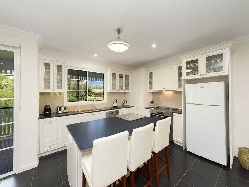 32 Springbrook Place, Moggill QLD 4070