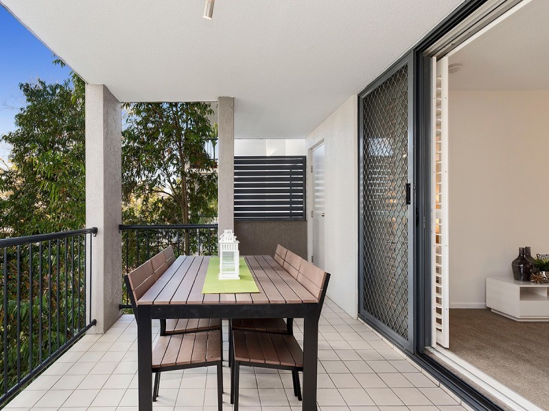 25/7 Landsborough Terrace, Toowong QLD 4066