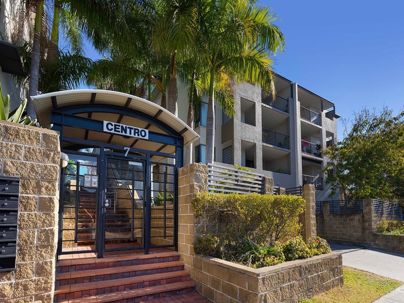 25/7 Landsborough Terrace, Toowong QLD 4066