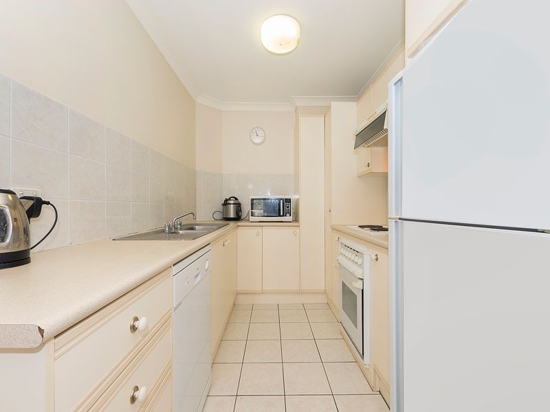 2/73 Waverley Road, Taringa QLD 4068