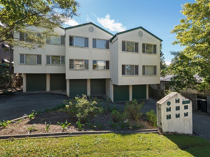 2/73 Waverley Road, Taringa QLD 4068