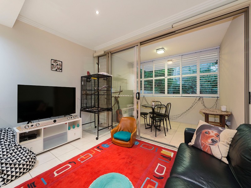 1/76 Durham Street, St Lucia QLD 4067