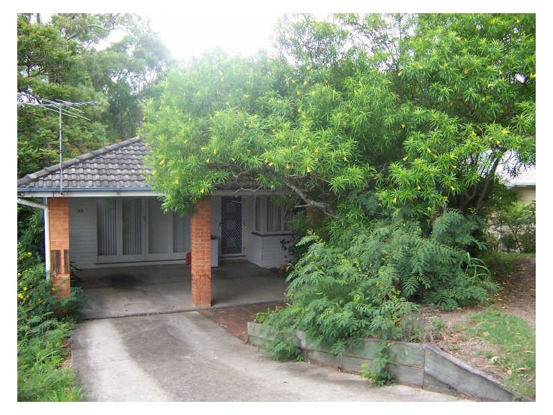 215 Carmody Road, St Lucia QLD 4067