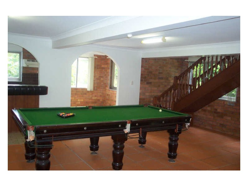 215 Carmody Road, St Lucia QLD 4067