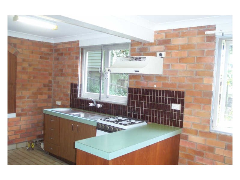 215 Carmody Road, St Lucia QLD 4067