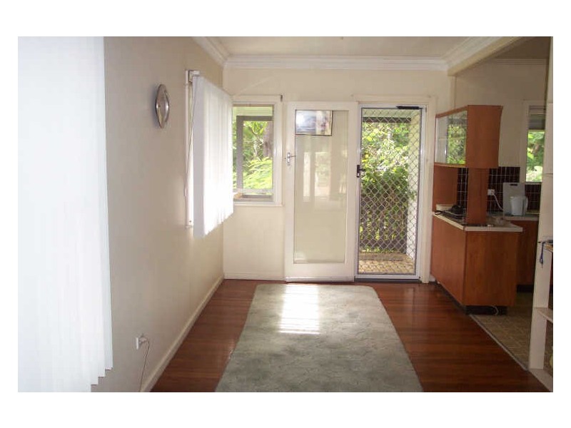 215 Carmody Road, St Lucia QLD 4067