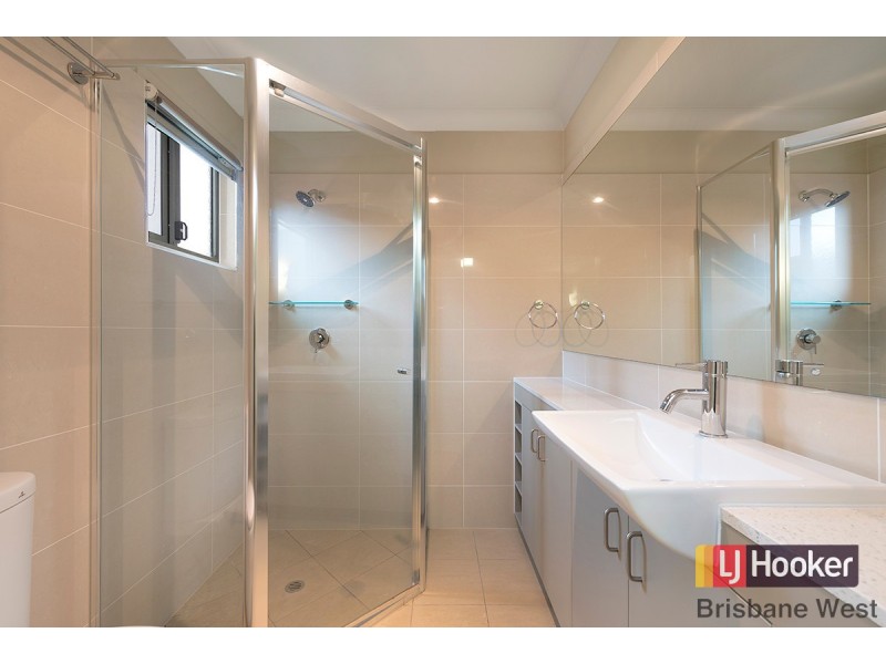 1/16 Brasted Street, Taringa QLD 4068