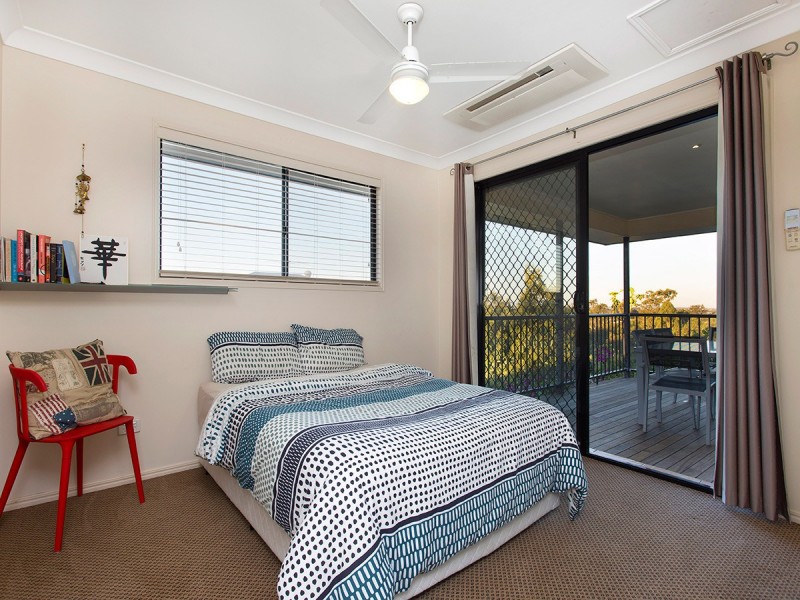 84 Beaufort Crescent, Moggill QLD 4070