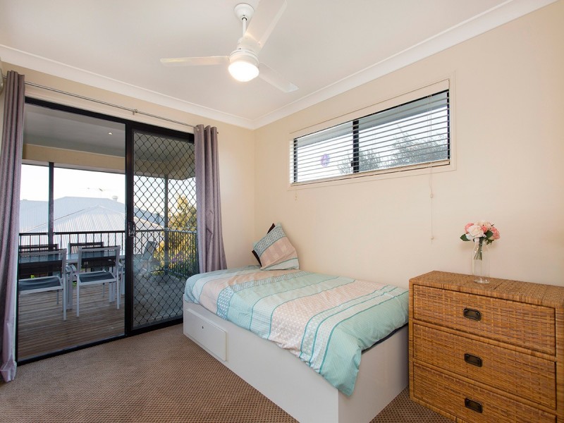 84 Beaufort Crescent, Moggill QLD 4070