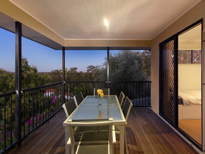 84 Beaufort Crescent, Moggill QLD 4070