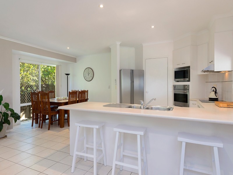 20 Dalewood Place, Moggill QLD 4070