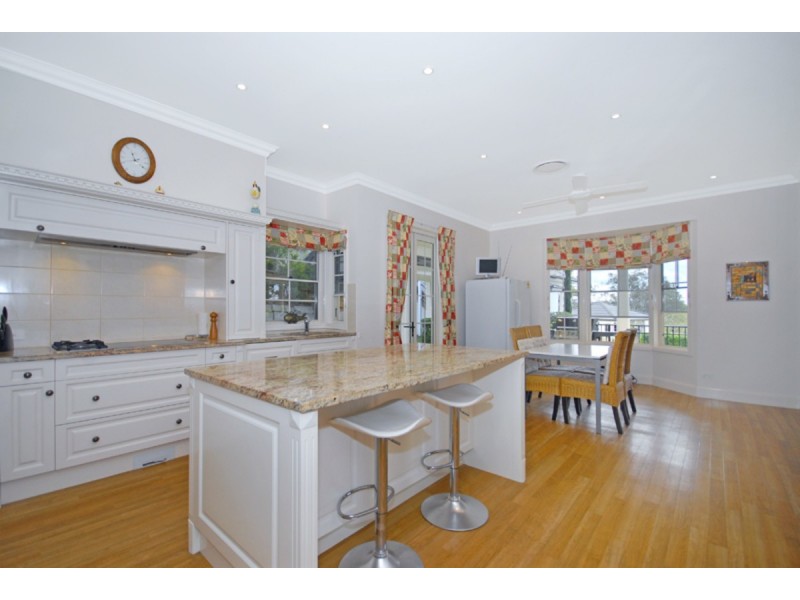 113 Herron Road, Pullenvale QLD 4069