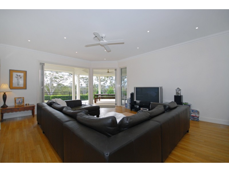 113 Herron Road, Pullenvale QLD 4069