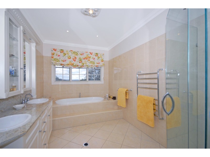 113 Herron Road, Pullenvale QLD 4069