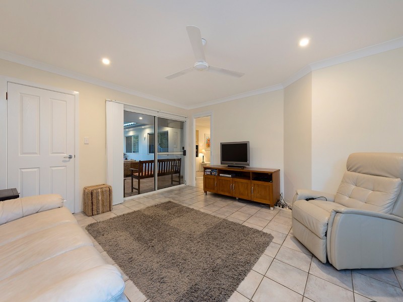 58 Parasol Street, Bellbowrie QLD 4070