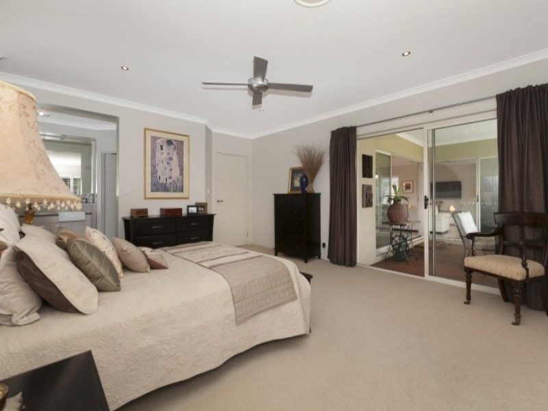 12 Paperbark Circuit, Moggill QLD 4070