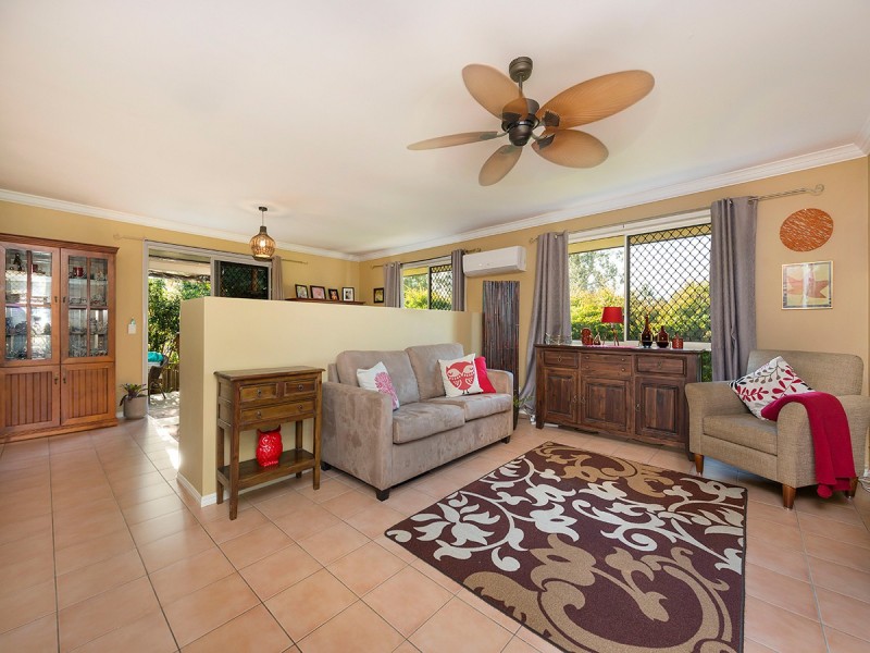 1 Taradale Close, Moggill QLD 4070