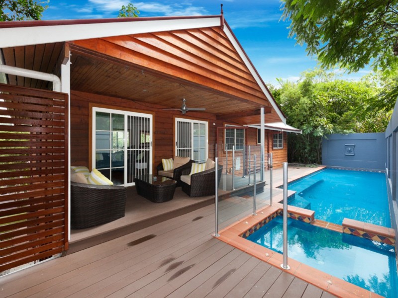 4 Sleath Street, Toowong QLD 4066