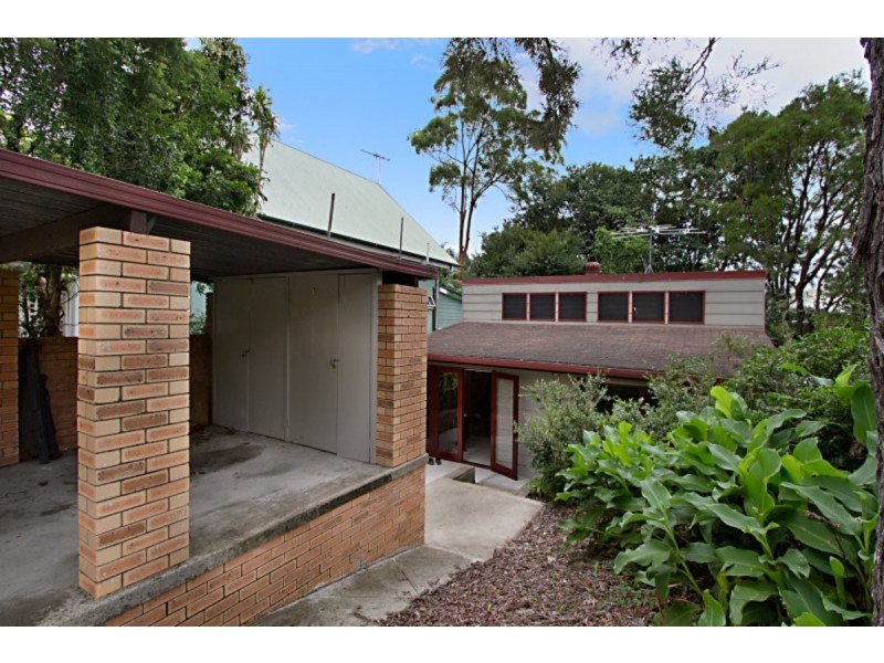 70 Thorpe Street, Indooroopilly QLD 4068