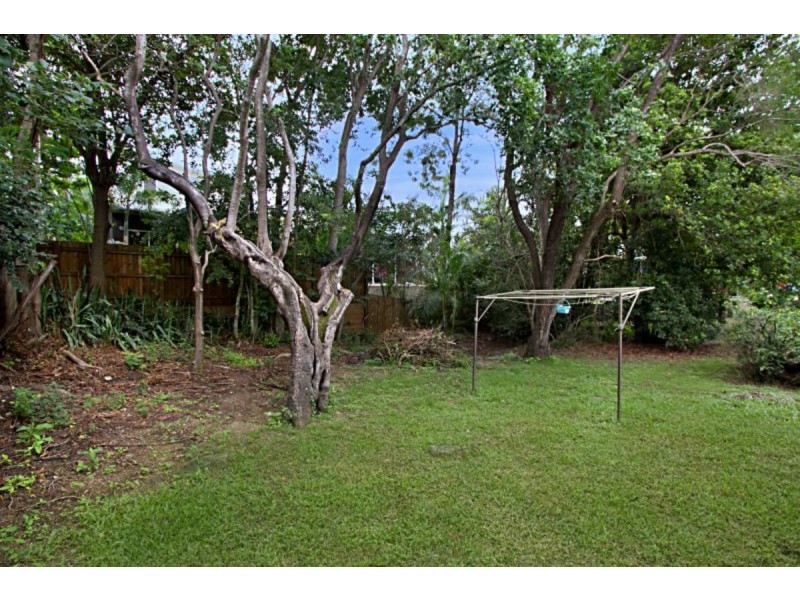 70 Thorpe Street, Indooroopilly QLD 4068