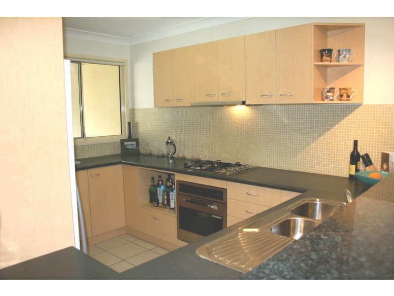 9/47 Newcomen Street, Indooroopilly QLD 4068