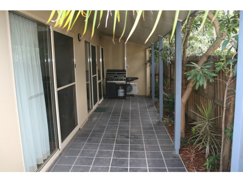 9/47 Newcomen Street, Indooroopilly QLD 4068