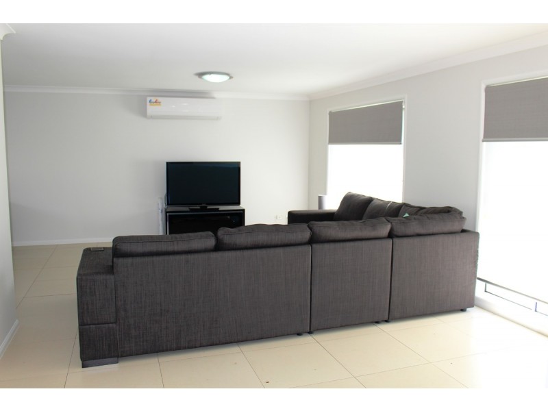 51 Regency Crescent, Moggill QLD 4070