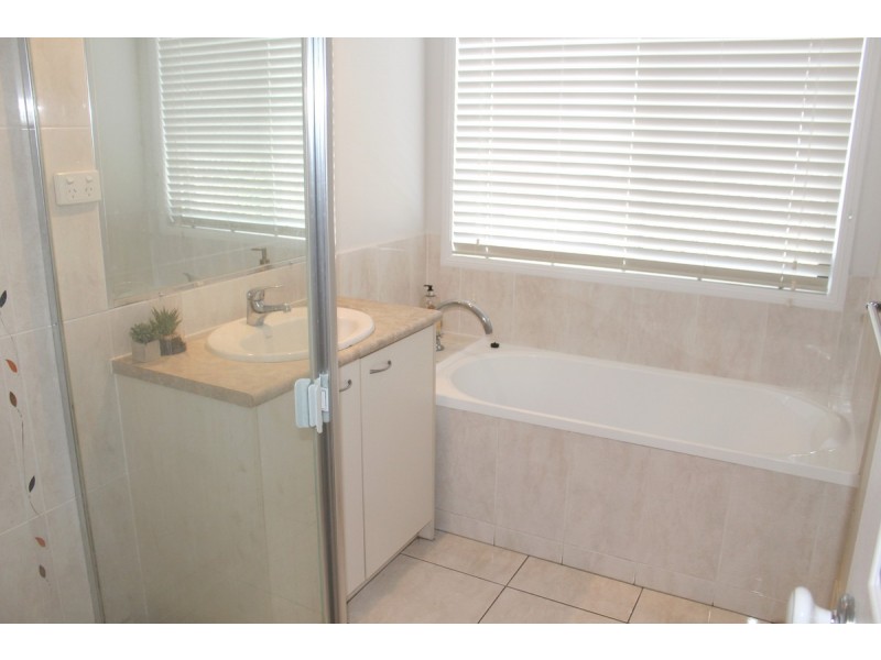 51 Regency Crescent, Moggill QLD 4070