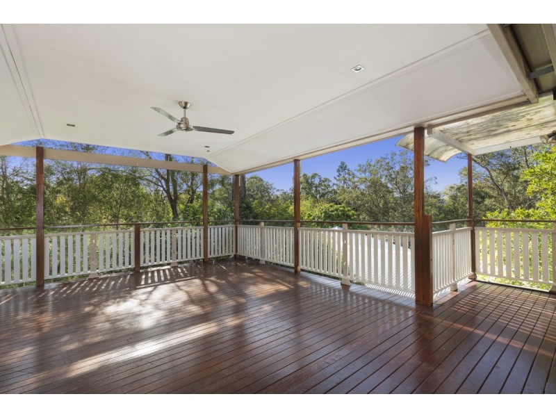 18 Mossman Street, Taringa QLD 4068