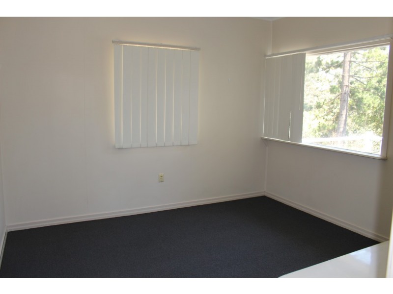 8 Burton Street, Indooroopilly QLD 4068