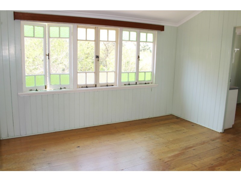 18 Fifth Avenue, Bardon QLD 4065