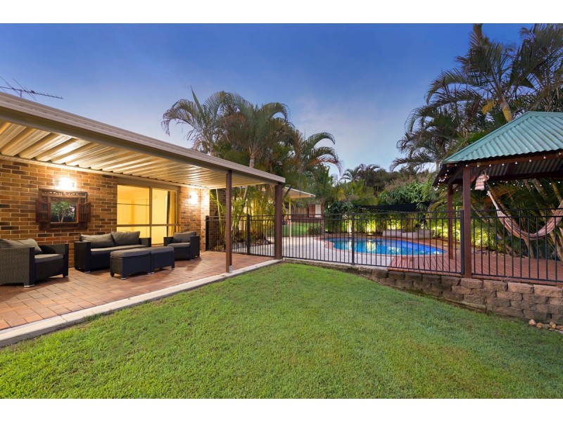 57 Gibson Crescent, Bellbowrie QLD 4070