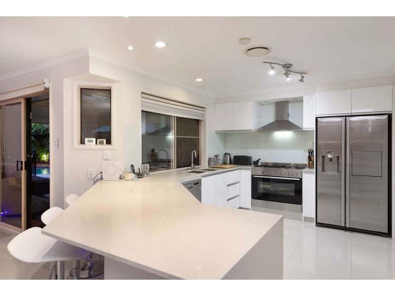 57 Gibson Crescent, Bellbowrie QLD 4070