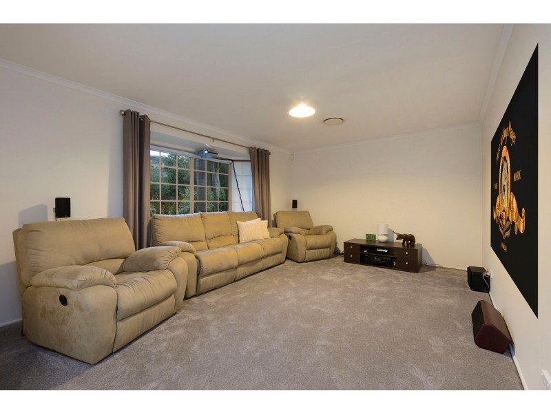 57 Gibson Crescent, Bellbowrie QLD 4070
